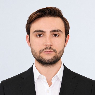 Илья Смирнов
